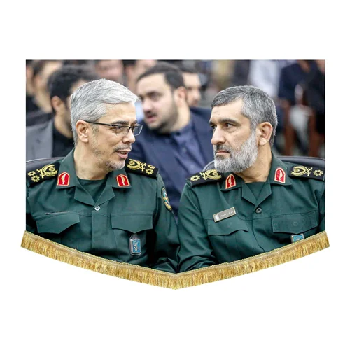 کتیبه مخمل تصویر شهید امیر علی حاجی زاده و شهید محمد باقری