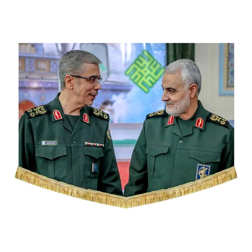 کتیبه مخمل تصویر شهید محمد باقری و شهید حاج قاسم سلیمانی